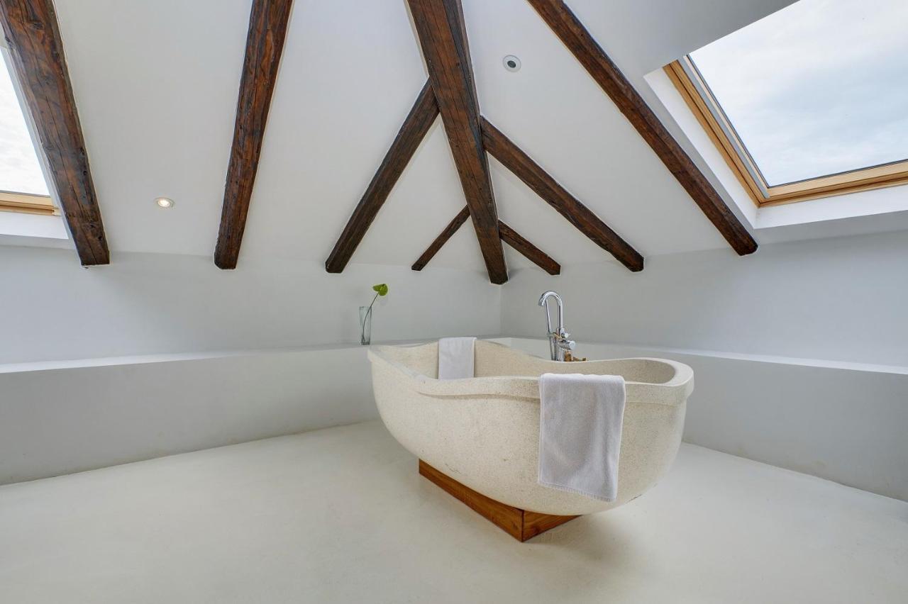 Dolphin Suites Veli Losinj Luaran gambar