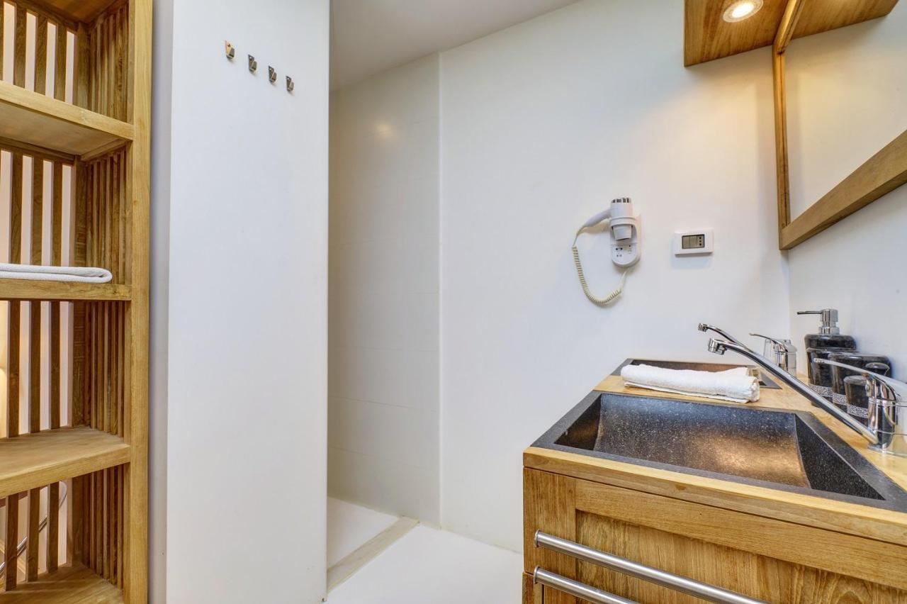 Dolphin Suites Veli Losinj Luaran gambar