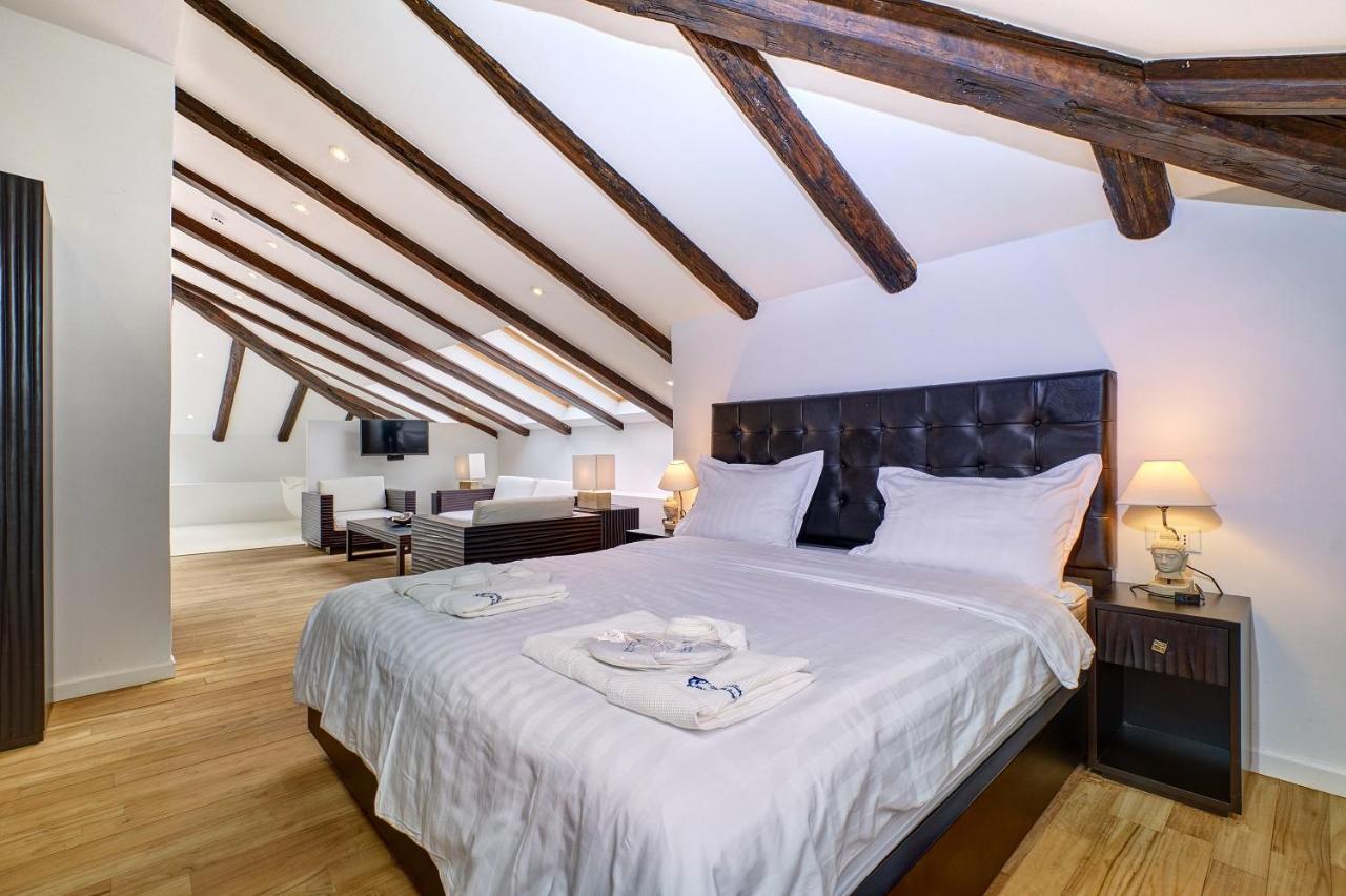 Dolphin Suites Veli Losinj Luaran gambar