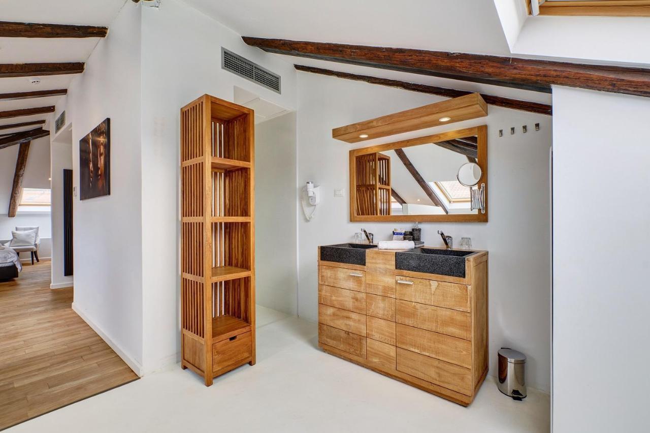 Dolphin Suites Veli Losinj Luaran gambar