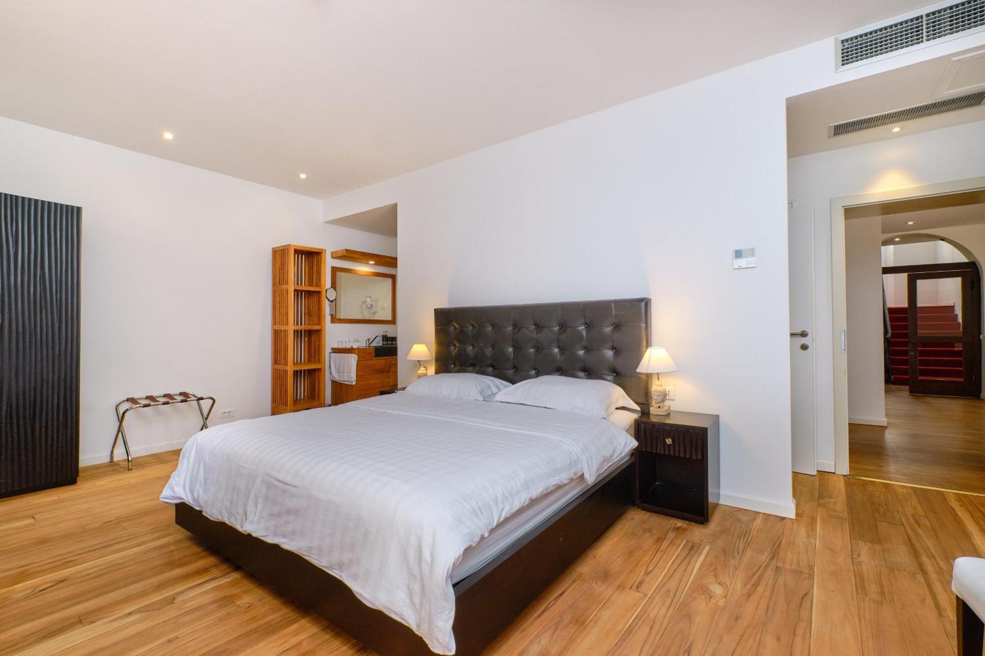 Dolphin Suites Veli Losinj Luaran gambar