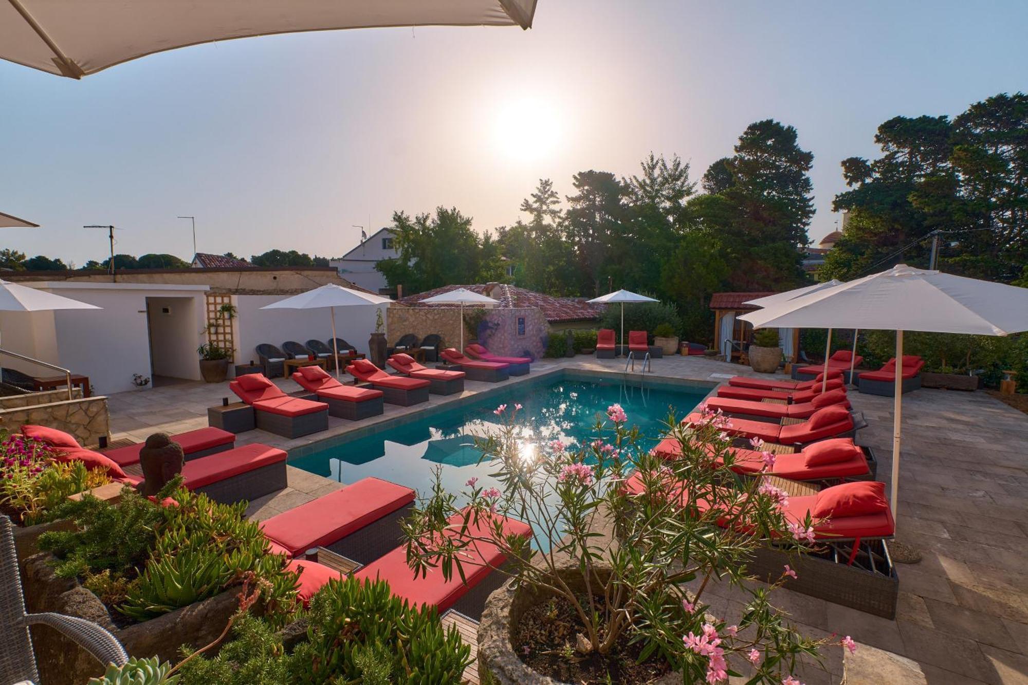 Dolphin Suites Veli Losinj Luaran gambar